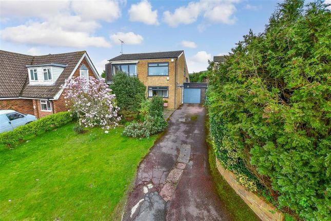 Thumbnail Detached house for sale in Turners Avenue, Tenterden, Kent