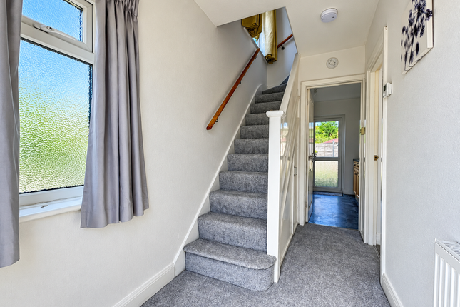 Island Farm Road, West Molesey photo 4