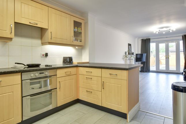 3 The Goldings, Chelmsford Road, Dunmow photo 4