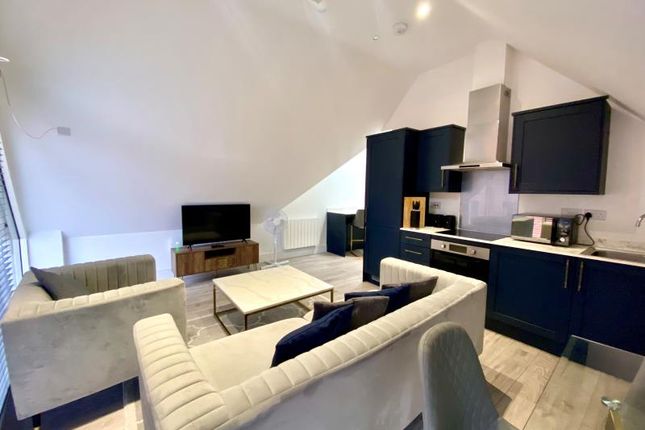 Mustafa House, Camberley photo 3