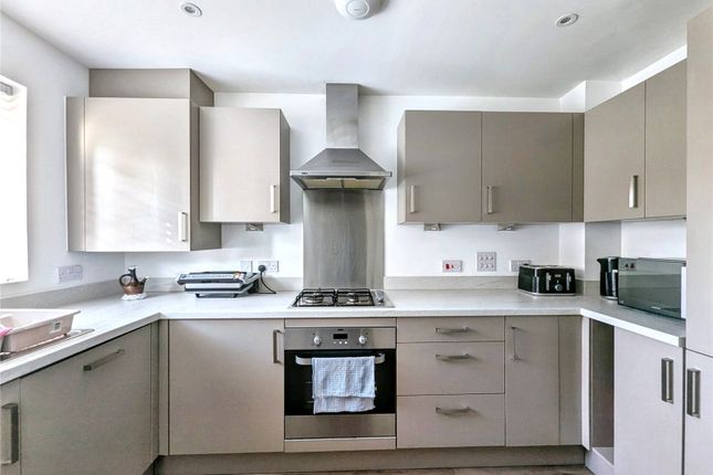 5, Hailwood Drive, Kent photo 3