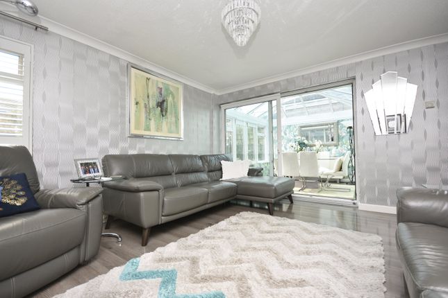 5, Yardhurst Gardens, Margate photo 3