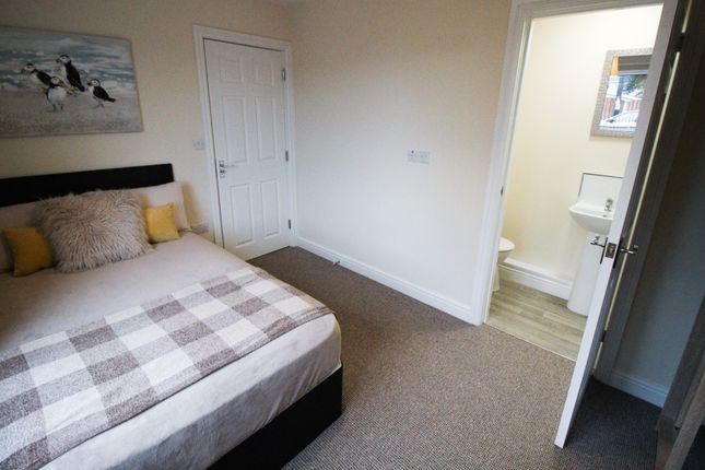Room to rent in St Edmunds, Thurcroft