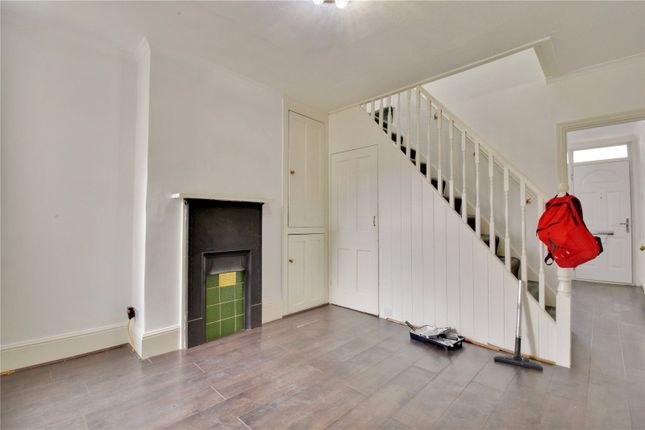 19, Parker Street, Hertfordshire photo 4