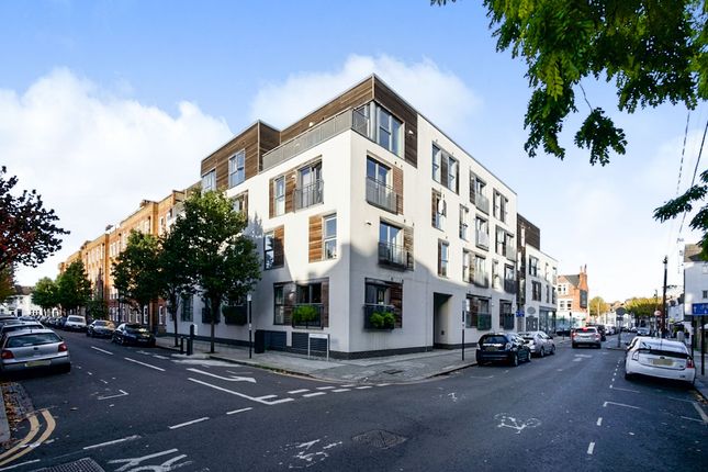 Thumbnail Flat for sale in 1 Furmage Street, London
