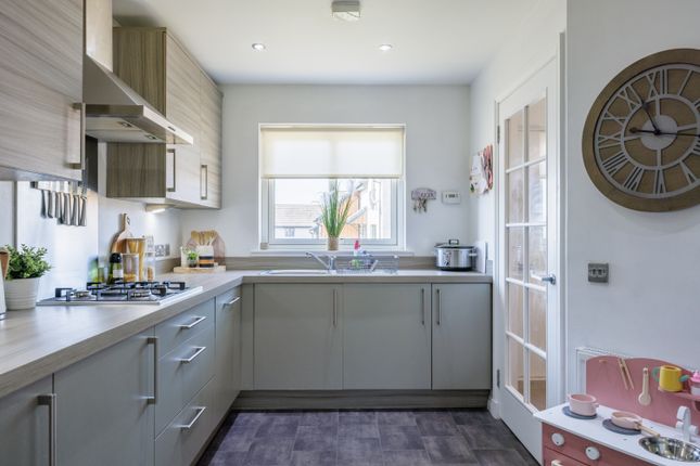 62, School Field Road, Rattray, Blairgowrie photo 3
