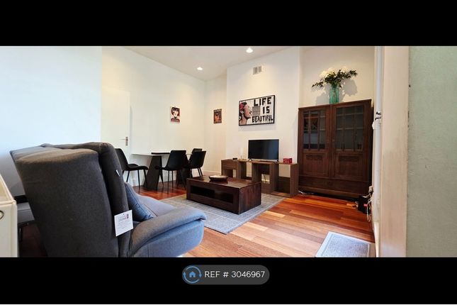 Tufnell Park Road, Flat  St Floor Flat, London photo 4