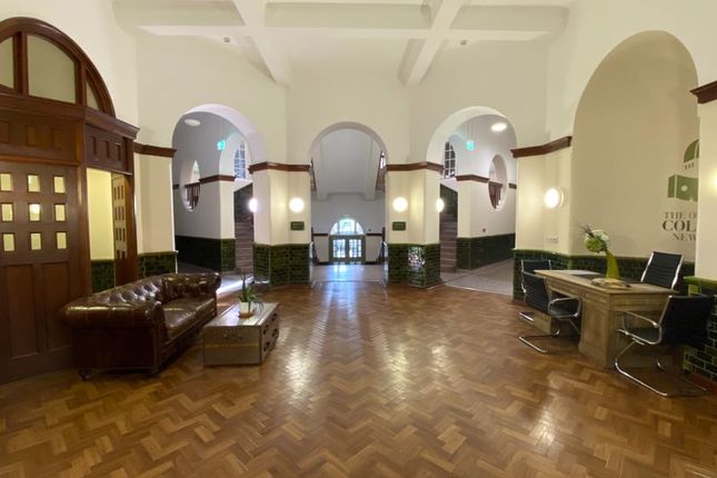 Flat to rent in The Old Arts College, Clarence Place, Newport