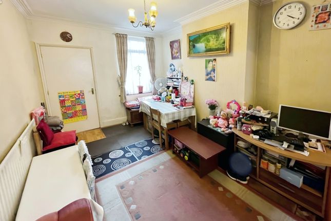 41, Eastleigh Road, Leicestershire photo 2
