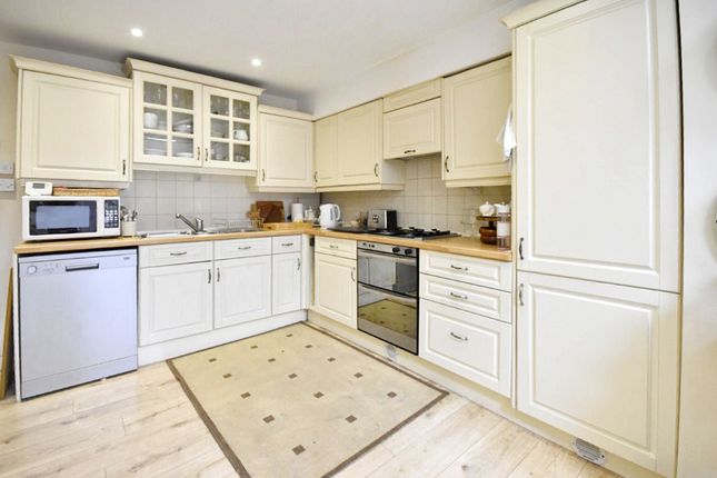 20 Dairymoor, Wickham photo 2