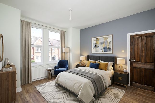 Flat 120a, 120a, Darwin Road, London photo 2