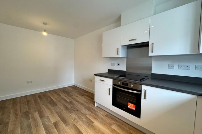 9, Kennick Way, Grantham photo 3