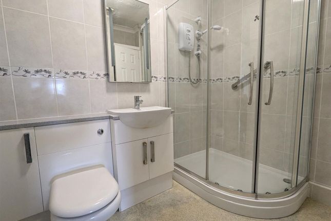 5 Coniston Park, 169A Sandown Road, Shanklin photo 3