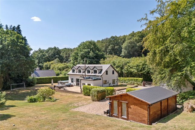 Lowood,, Sandy Lane, Hampshire photo 4