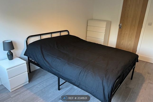 Room to rent in Burn Side, Hoddesdon