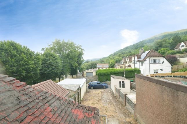 5, Prince Edward Crescent, Ebbw Vale photo 4