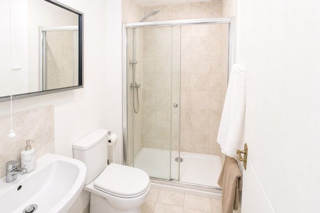 18 Brunswick Place, Hove photo 3