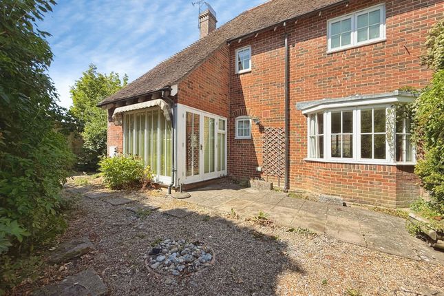 7 Jarretts Close, Rye photo 2