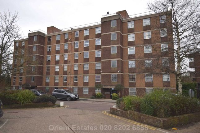 Thumbnail Flat for sale in Colindale, London