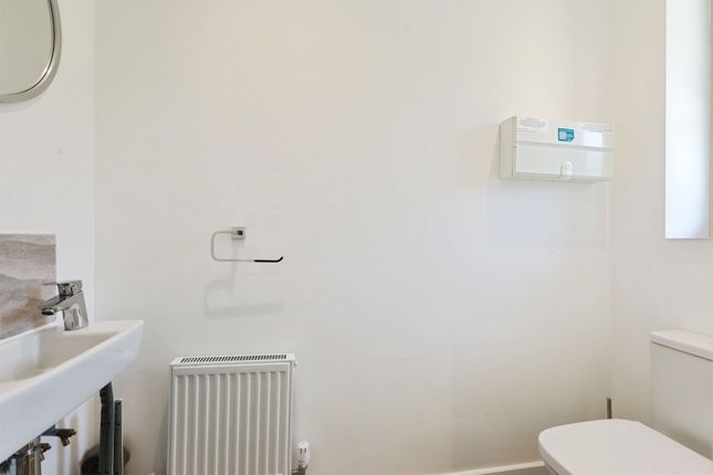 14, Raleigh Avenue, SOUTHAM photo 3