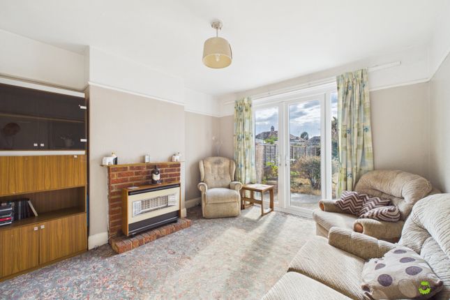 27, Cray Road, Belvedere photo 4