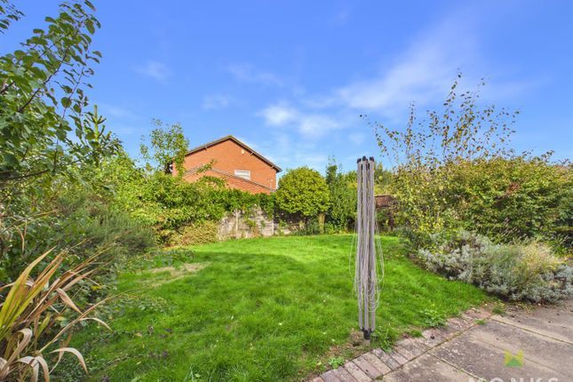 37, Gains Avenue, Shrewsbury photo 2