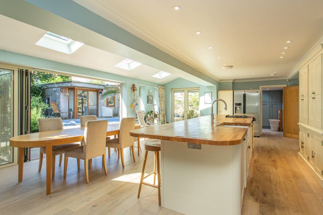 137, Sea Road, Westgate On Sea photo 4