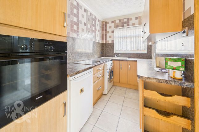47 Gorse Road, Norwich photo 3