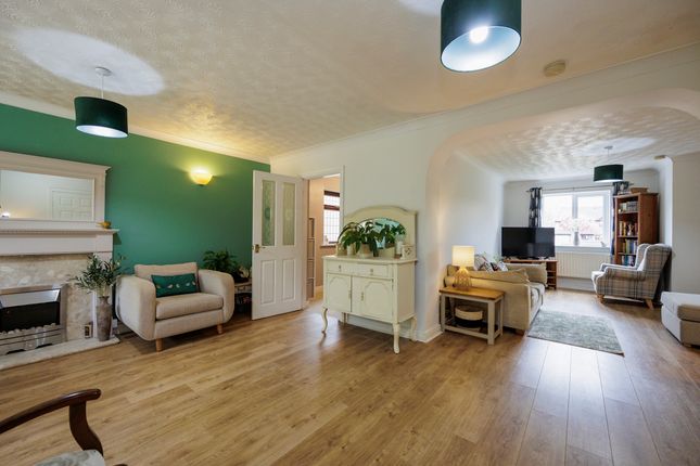 58 Rockhingham Close-27