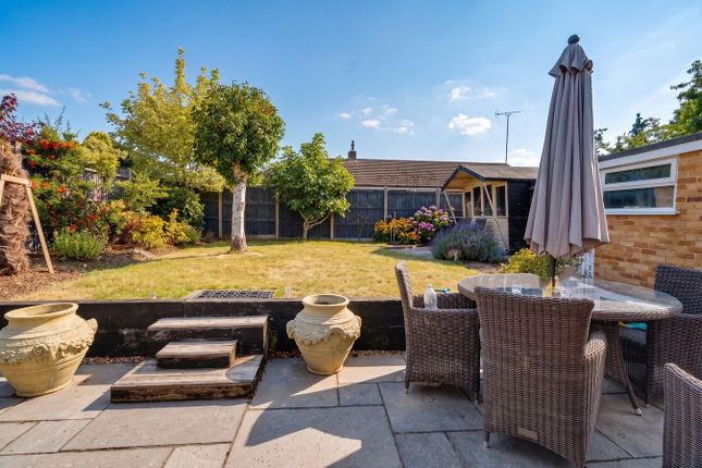 6, Kingsmead, Sawbridgeworth photo 3