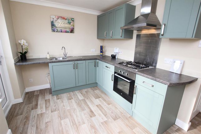 49, Staunton Road, Doncaster photo 2
