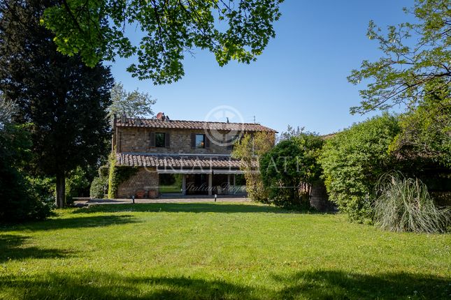 Villa for sale in Firenze, Firenze, Tuscany