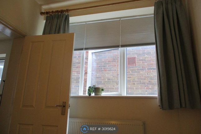 Flat, Meads St, Eastbourne photo 5