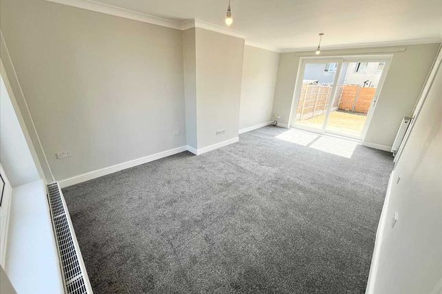 22, Tintagel Green, Nottingham photo 3