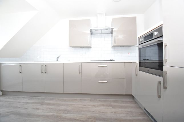 2 Burlington Lodge,, Birchwood Park Avenue, Swanley photo 2