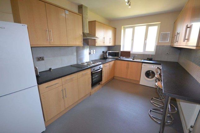 Room to rent in Northumberland Avenue, Reading