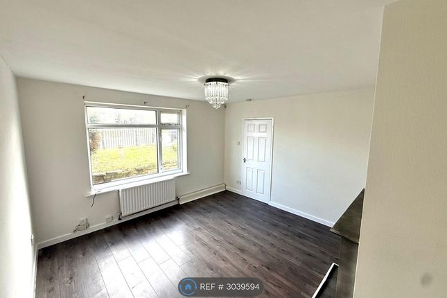 Camberley Mount, Bradford photo 5