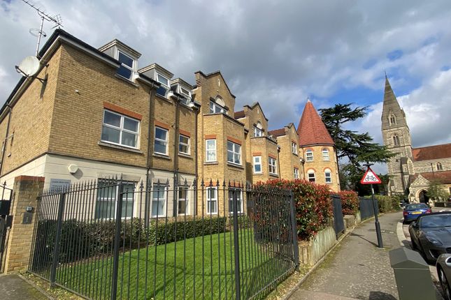 Thumbnail Flat to rent in Old Park Road, Enfield
