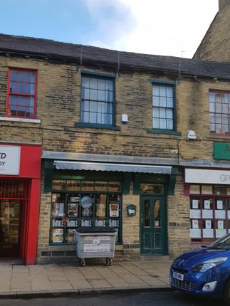 Leisure/hospitality to let in 10 North Parade, Bradford