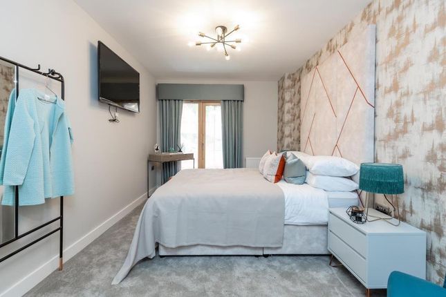 Thumbnail Flat to rent in High Street, Southall