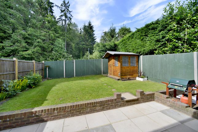 24, Woodberry Close, Chiddingfold photo 4