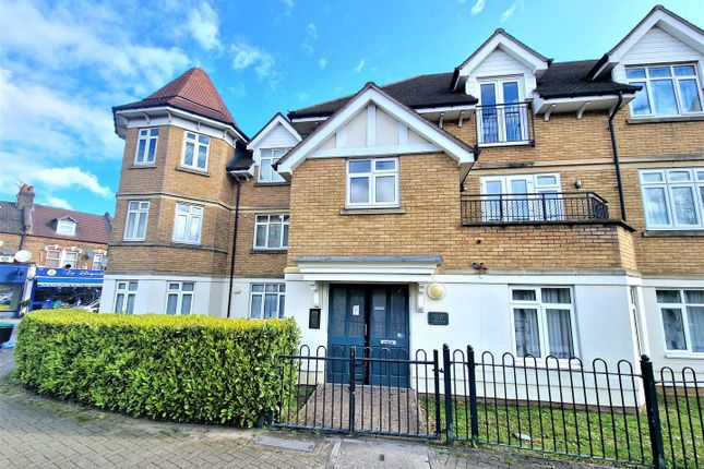 Flat for sale in Trinity Avenue, Enfield