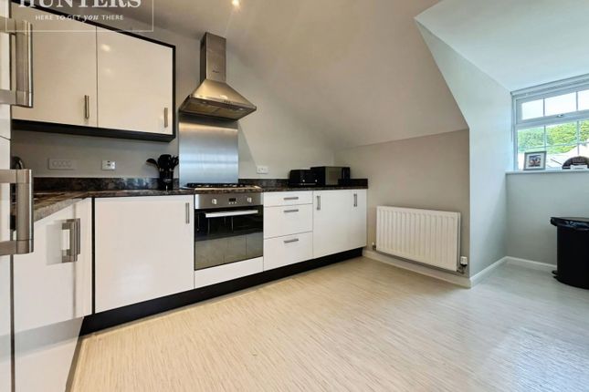 33, Dearne Court, Barnsley photo 2