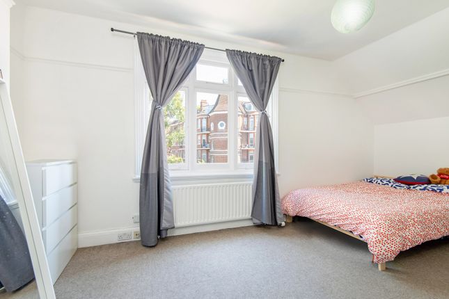 387A, Finchley Road, London photo 4