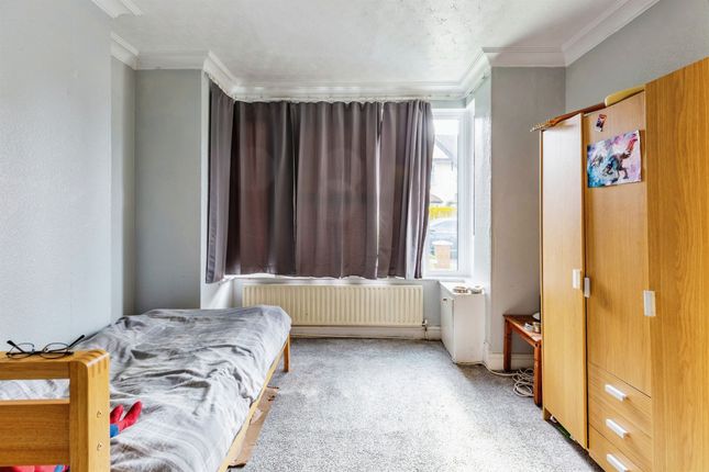 End terrace house for sale in Wellingborough Road, Rushden
