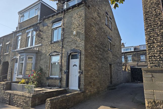 26, Rochester Street, Bradford photo 2