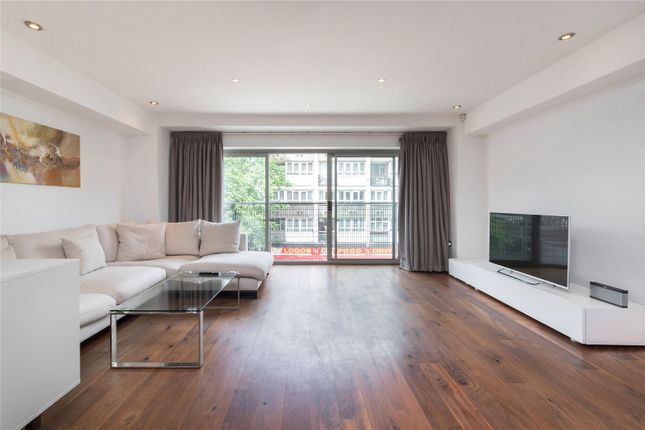 Flat for sale in Old Street, Clerkenwell
