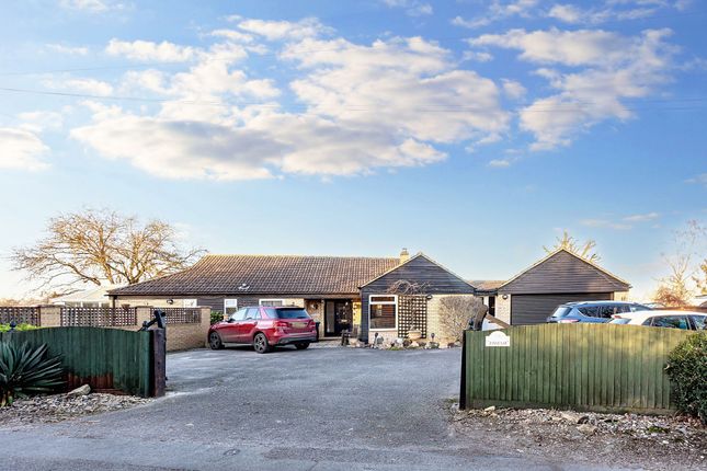 Thumbnail Detached bungalow for sale in Stanton Harcourt Road, South Leigh