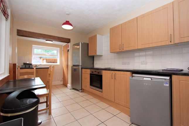 Terraced house to rent in Prospect Park, Exeter