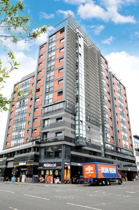 Thumbnail Flat for sale in Lancefield Quay, Glasgow